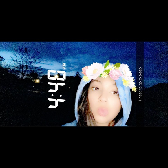 Meet your Posher, Adriana - Picture 5 of 5